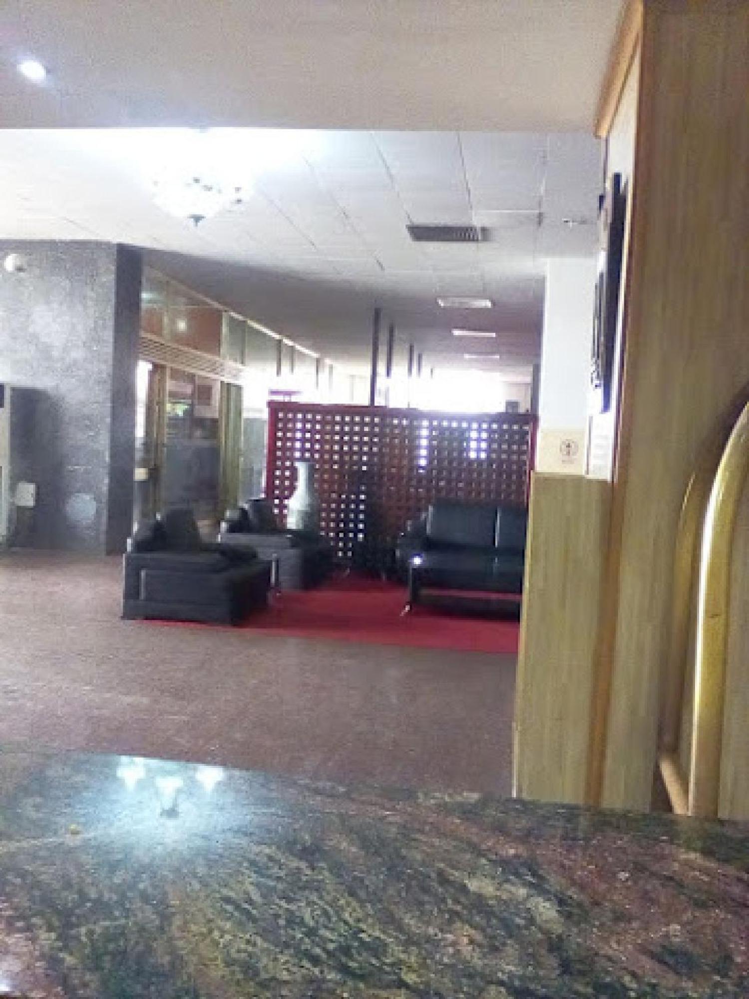 Room In Lodge - Premier Hotel-Ibadan Ngoại thất bức ảnh